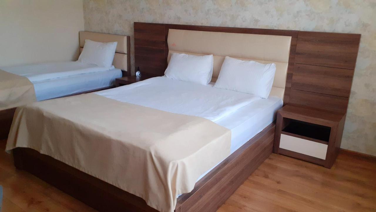 Hotel Lile تبليسي المظهر الخارجي الصورة