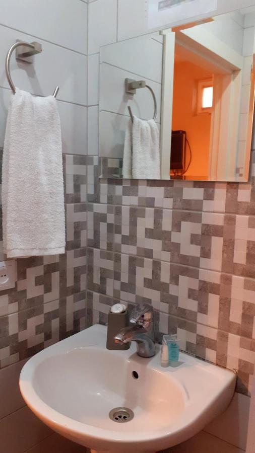 Hotel Lile تبليسي المظهر الخارجي الصورة