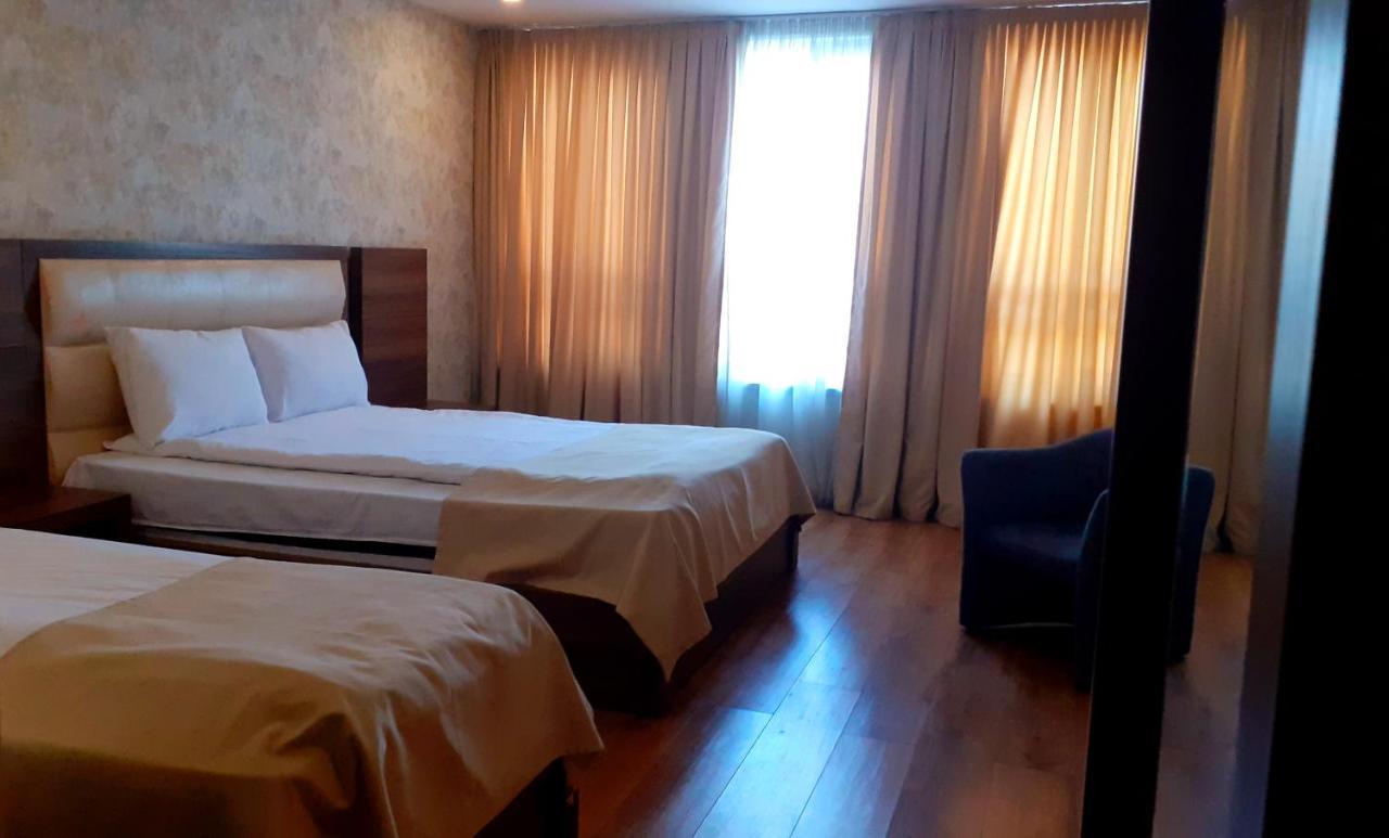 Hotel Lile تبليسي المظهر الخارجي الصورة