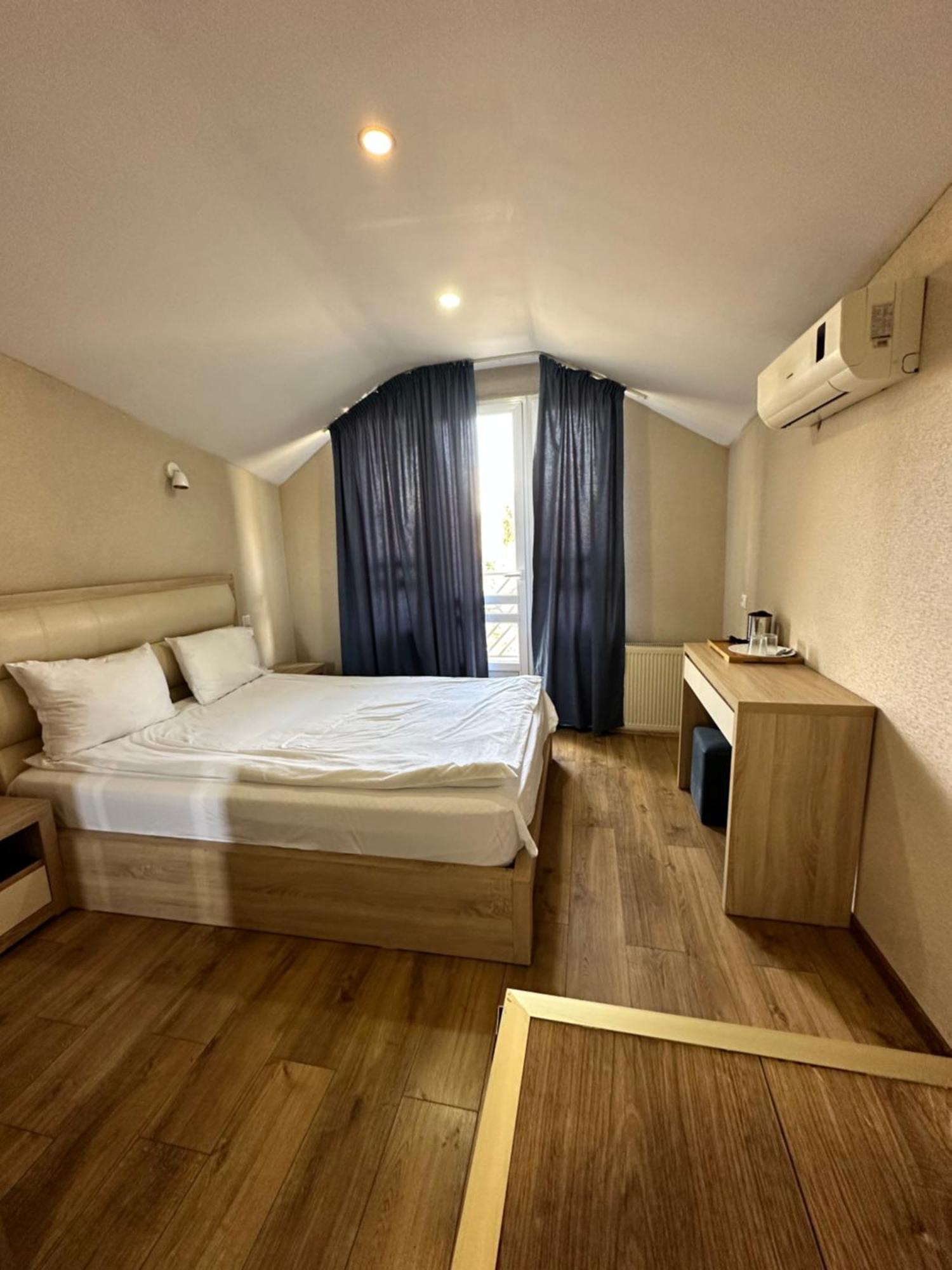 Hotel Lile تبليسي المظهر الخارجي الصورة